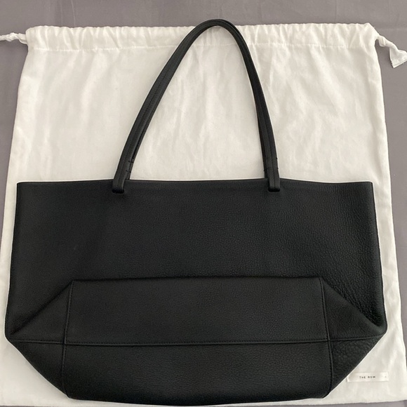 The Row - Picture 3 of 16